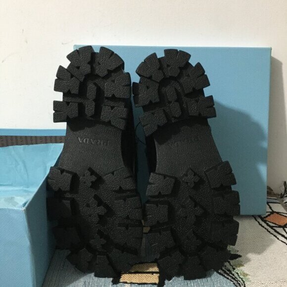 Prada Women Leather Loafers Black Size US 8/EU 38 - Picture 4 of 4